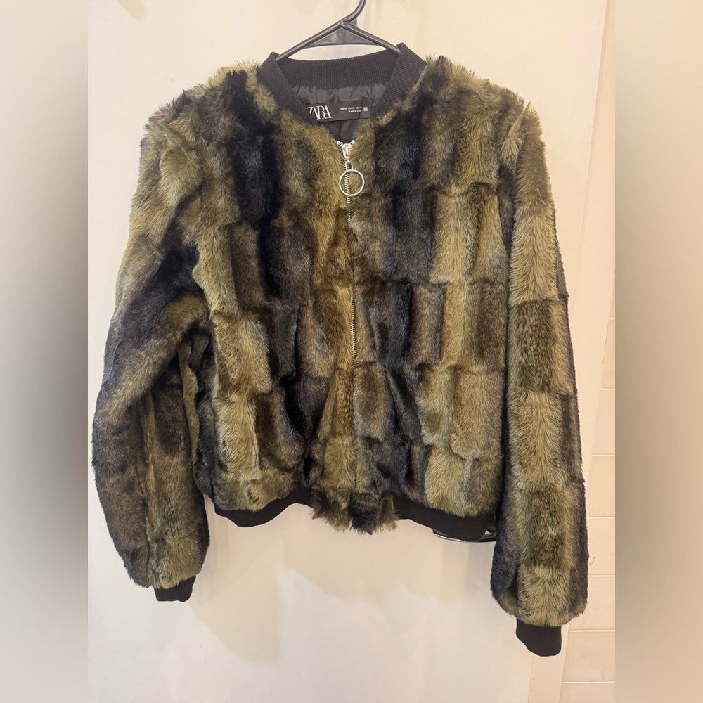 Zara faux fur zip-up jacket